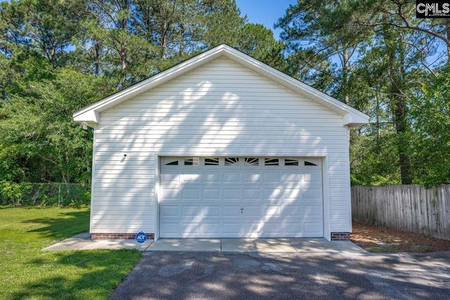 132 Sherwood Drive, Lexington, SC 29073