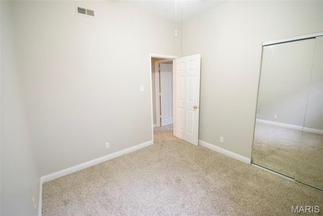 4910 Washington Blvd 2, St Louis, MO 63108