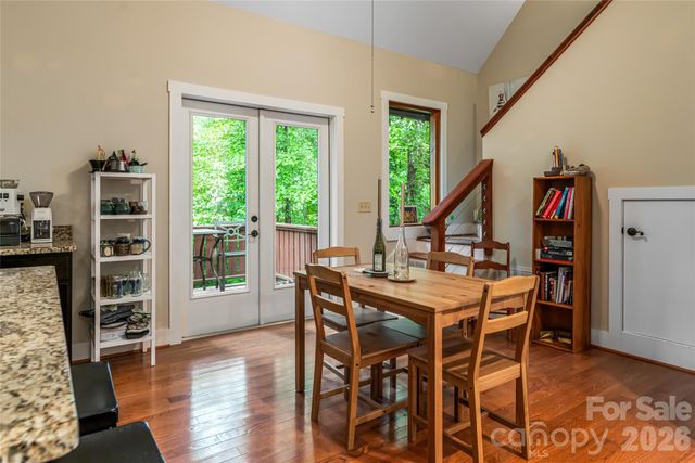 51 Westover Drive, Asheville, NC 28801