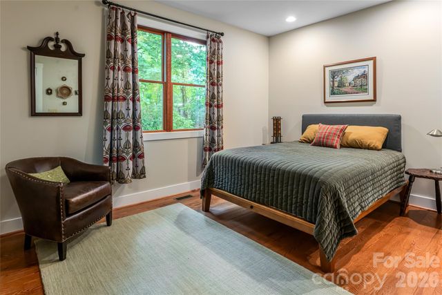 51 Westover Drive, Asheville, NC 28801