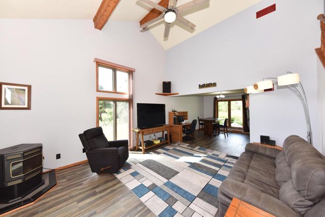 2975 Bogey LANE, Slinger, WI 53086