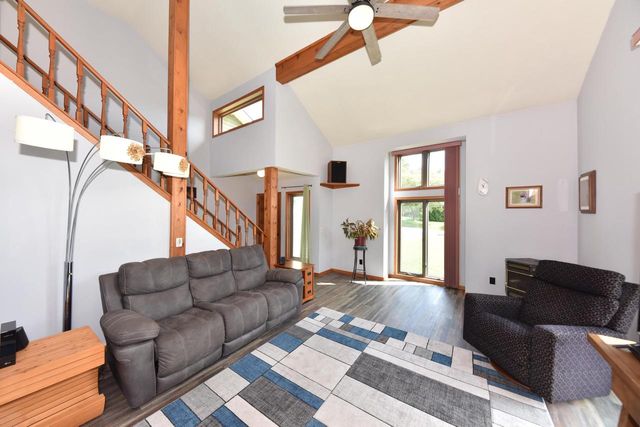 2975 Bogey LANE, Slinger, WI 53086