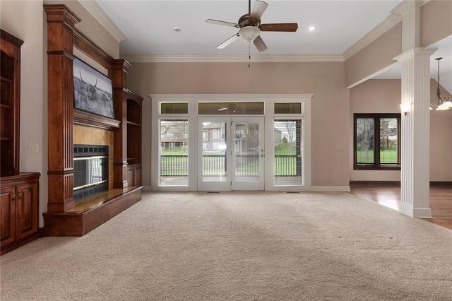 8915 94th Terrace, Kansas City, MO 64157