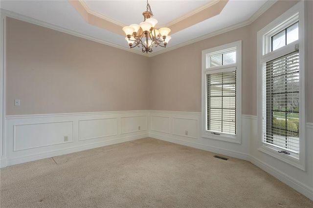 8915 94th Terrace, Kansas City, MO 64157