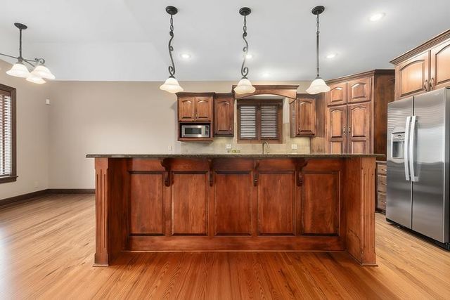 8915 94th Terrace, Kansas City, MO 64157