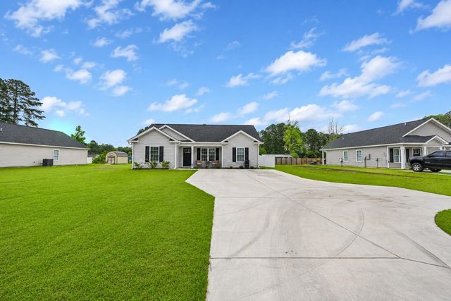 1015 S Highway 701, Loris, SC 29569