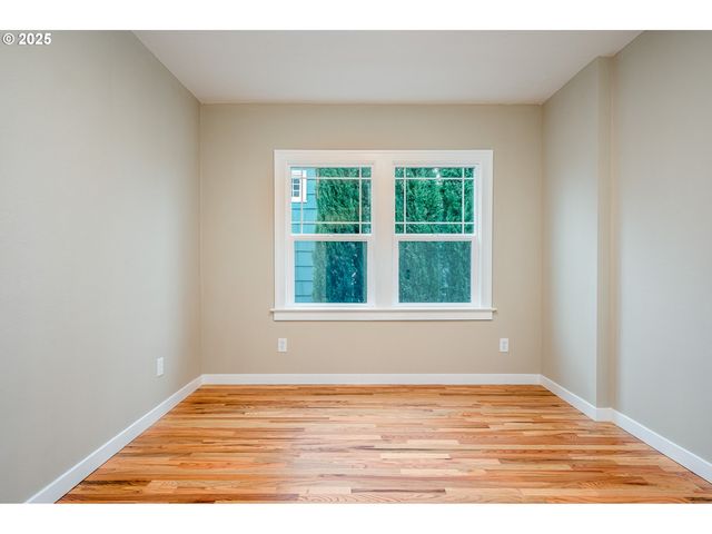 4728 Ne 30TH Ave, Portland, OR 97211