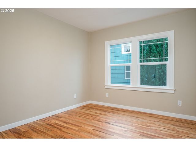 4728 Ne 30TH Ave, Portland, OR 97211