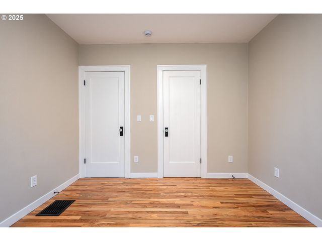 4728 Ne 30TH Ave, Portland, OR 97211