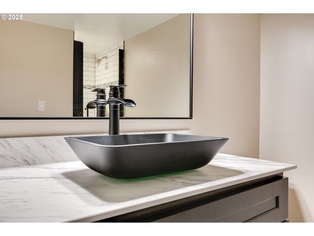 4728 Ne 30TH Ave, Portland, OR 97211