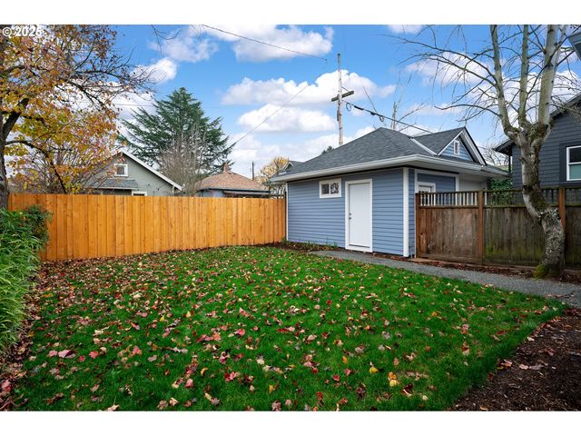 4728 Ne 30TH Ave, Portland, OR 97211