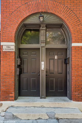751 N Elizabeth Street, Chicago, IL 60642