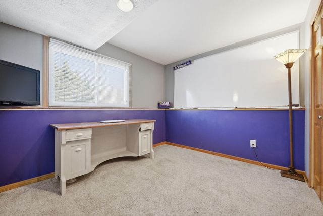 6121 Egg Lake Road N, Hugo, MN 55038