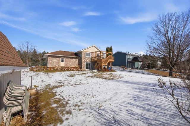 6121 Egg Lake Road N, Hugo, MN 55038