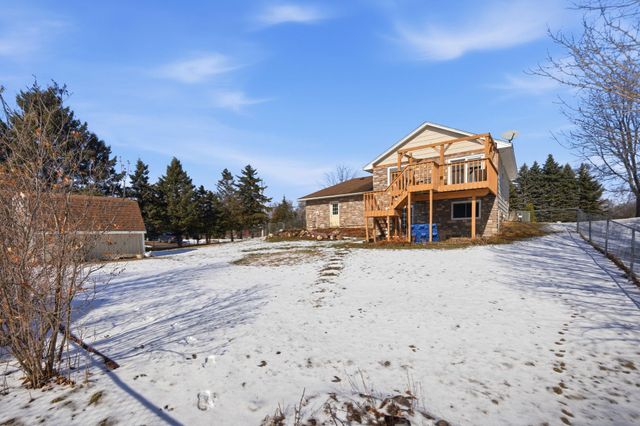 6121 Egg Lake Road N, Hugo, MN 55038