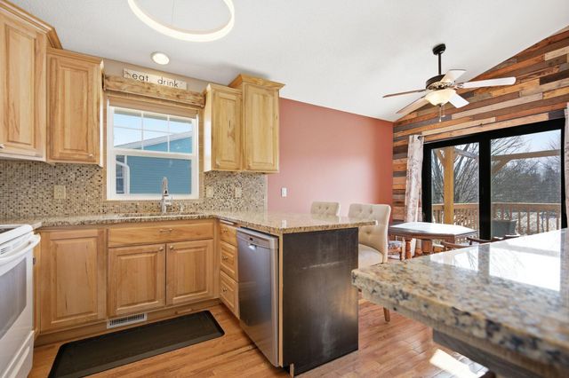 6121 Egg Lake Road N, Hugo, MN 55038