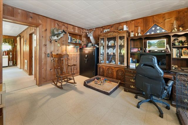 1027 County Road 3230, Quitman, TX 75783