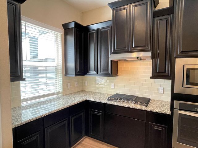 10418 Quiet Courtyard Road, Houston, TX 77043