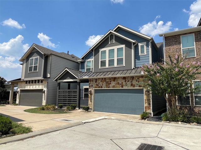 10418 Quiet Courtyard Road, Houston, TX 77043