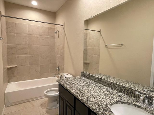 10418 Quiet Courtyard Road, Houston, TX 77043