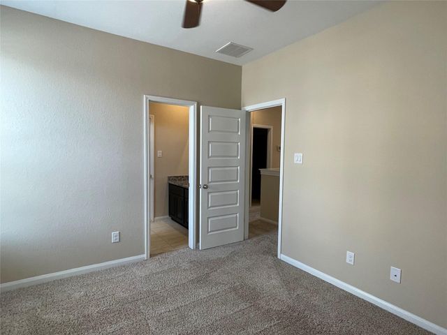 10418 Quiet Courtyard Road, Houston, TX 77043