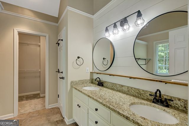 170 Perry Creek Drive, Fayetteville, GA 30215
