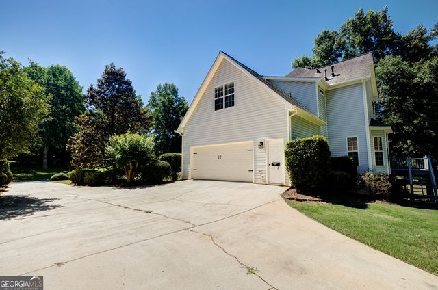 170 Perry Creek Drive, Fayetteville, GA 30215