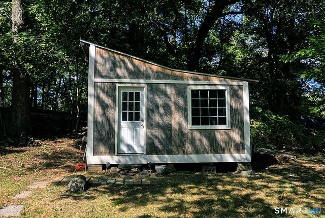 79 Wesley Avenue, Westbrook, CT 06498
