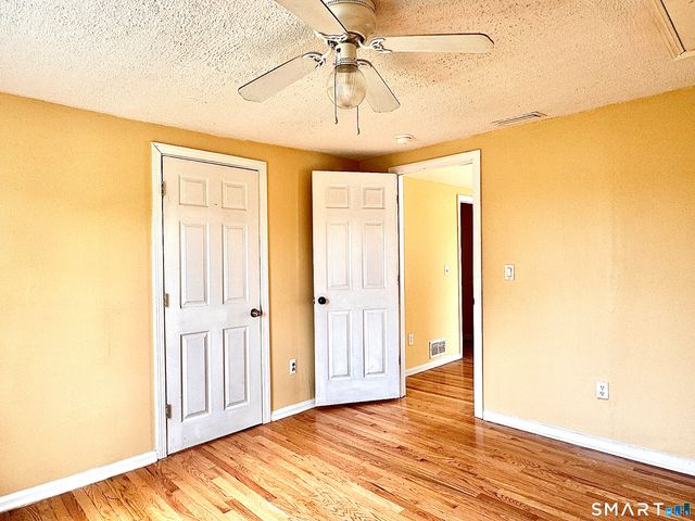 454 Middle Turnpike East, Manchester, CT 06040