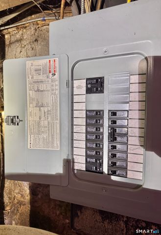 454 Middle Turnpike East, Manchester, CT 06040