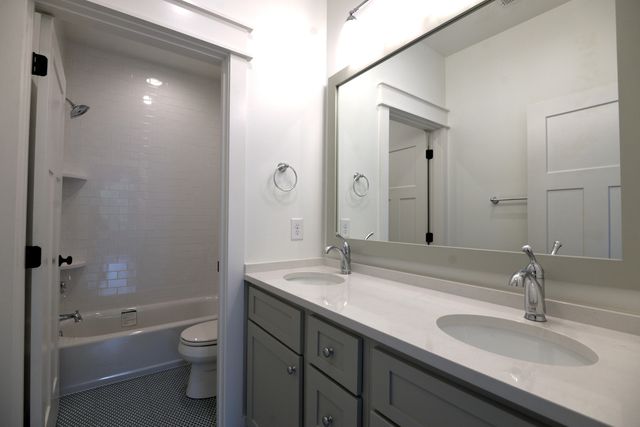 1307 W 45th Street, Chattanooga, TN 37409