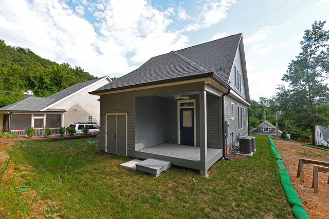 1307 W 45th Street, Chattanooga, TN 37409