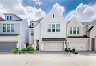 3204 Ridgeway Valley Lane, Houston, TX 77055