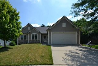 431 Thurow DRIVE, Oconomowoc, WI 53066