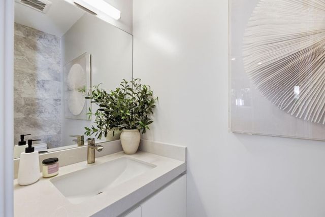 3408 South Court, Palo Alto, CA 94306