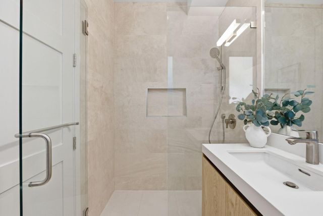 3408 South Court, Palo Alto, CA 94306