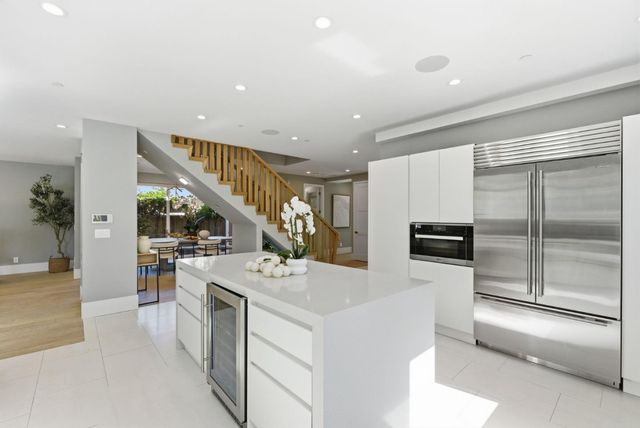 3408 South Court, Palo Alto, CA 94306