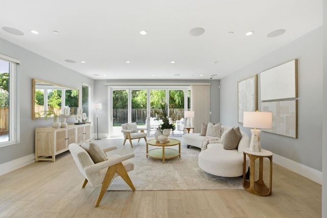 3408 South Court, Palo Alto, CA 94306