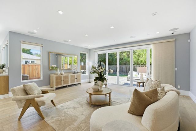 3408 South Court, Palo Alto, CA 94306