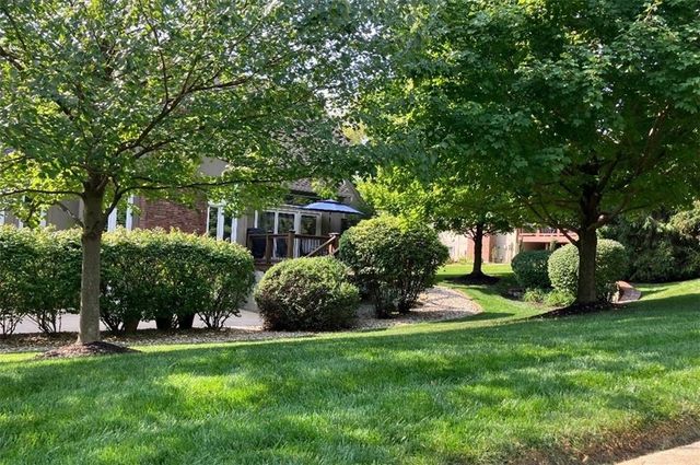 5004 W 128th Street, Leawood, KS 66209