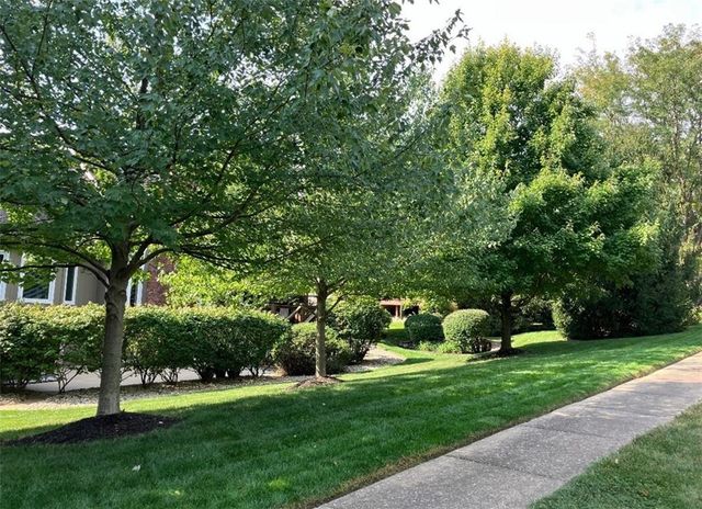 5004 W 128th Street, Leawood, KS 66209