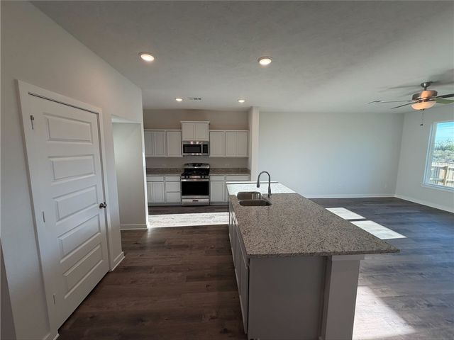 116 Hejl Drive, Caldwell, TX 77836