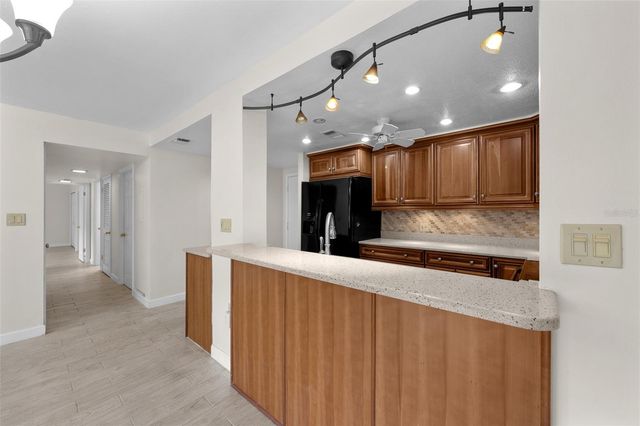 4141 BAYSHORE BOULEVARD 204, Tampa, FL 33611