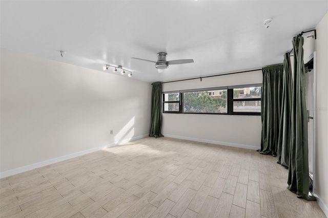 4141 BAYSHORE BOULEVARD 204, Tampa, FL 33611