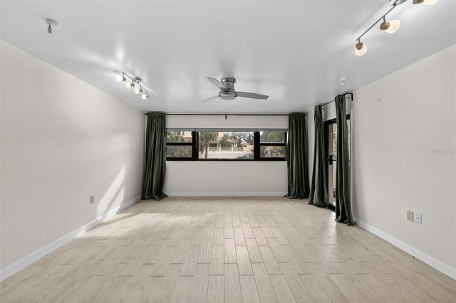 4141 BAYSHORE BOULEVARD 204, Tampa, FL 33611