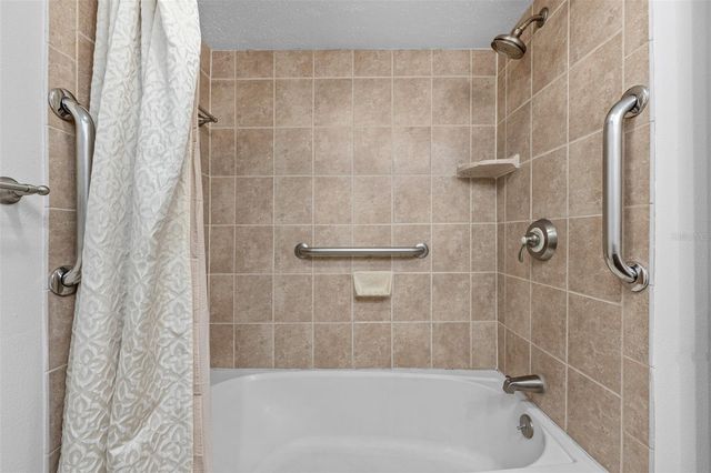 4141 BAYSHORE BOULEVARD 204, Tampa, FL 33611