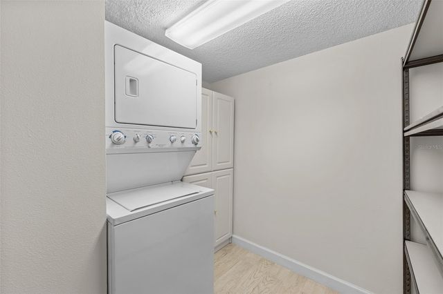 4141 BAYSHORE BOULEVARD 204, Tampa, FL 33611