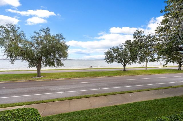 4141 BAYSHORE BOULEVARD 204, Tampa, FL 33611