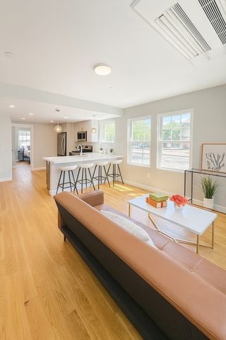 98 Prescott St 1a, Boston, MA 02128