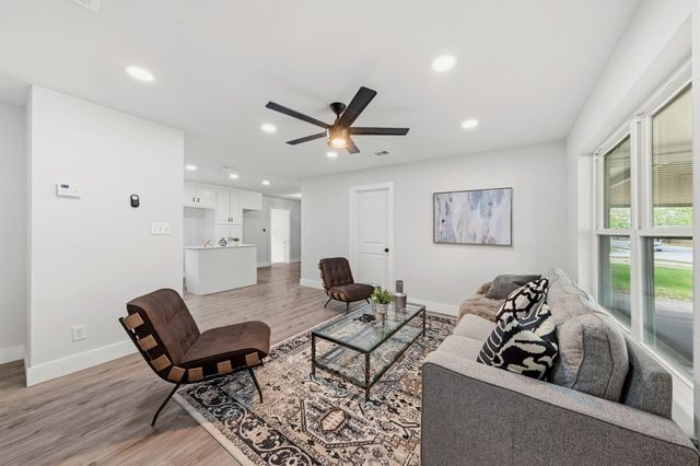 1831 Lee Street, Mesquite, TX 75149